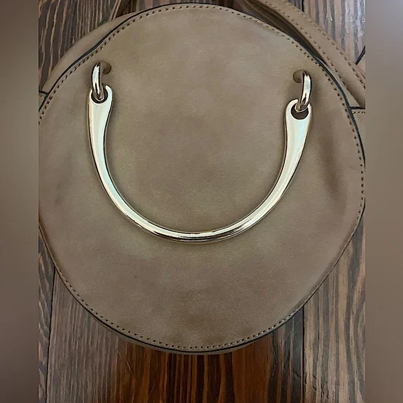 Medium sized Altar’d State brown colored with pastel flowers purse - Picture 3 of 6